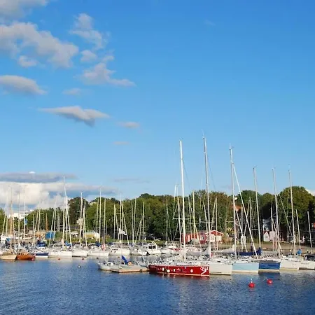 Апартаменти Next To Yacht Club Пярну